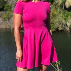 Diane Von Furstenberg pink summer dress with zipper closure at back.